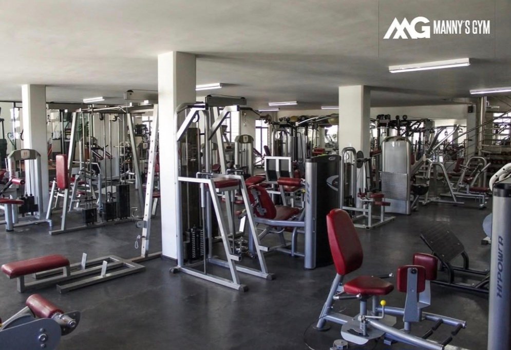 Vista general del gimnasio en Manny's Gym, Guadalupe, Zacatecas